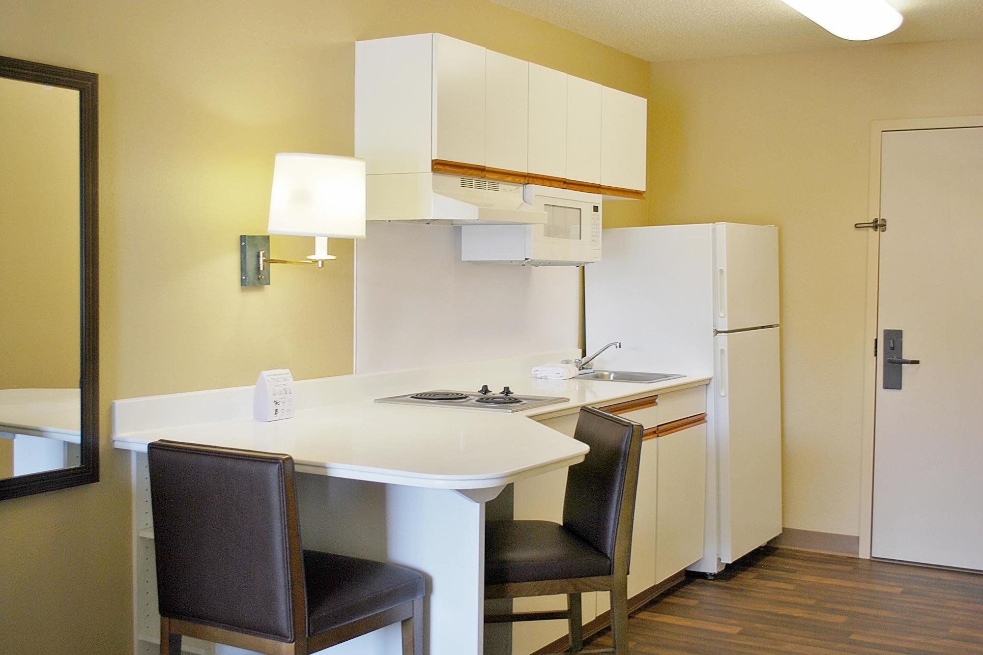 Extended Stay America Suites - St Louis - Westport - Central Мэриленд-Хайтс Экстерьер фото