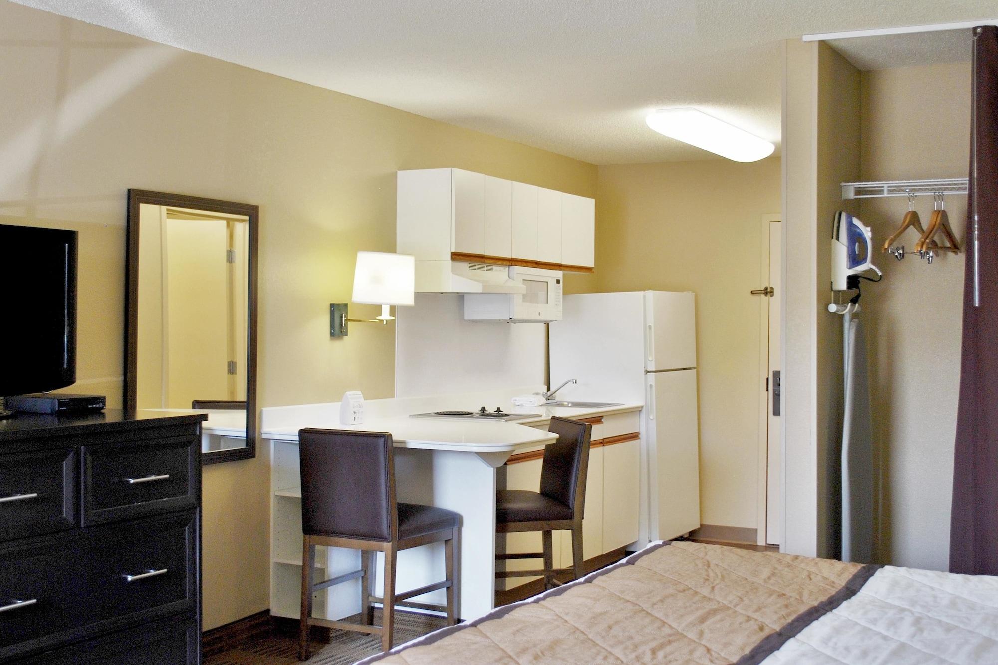 Extended Stay America Suites - St Louis - Westport - Central Мэриленд-Хайтс Экстерьер фото